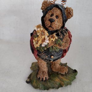 Boyd Bears & Friends 227730 Tweedle Bedeedle Stop and Smell the Flowers